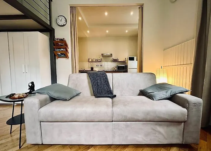 Loft Labo - Cozy Loft Authentic Suburbs * 토리노