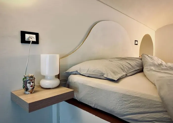 Loft Labo - Cozy Loft Authentic Suburbs