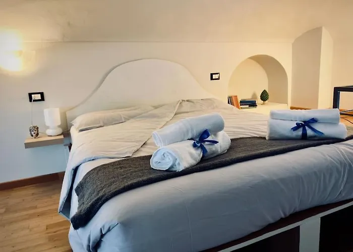 Loft Labo - Cozy Loft Authentic Suburbs Lejlighed