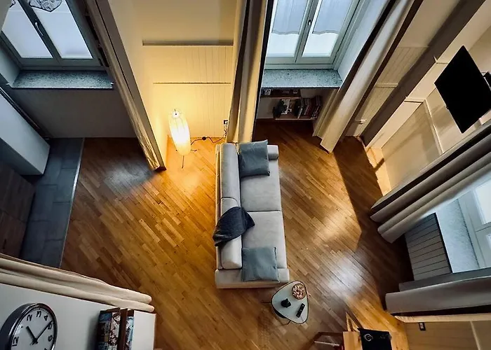 Loft Labo - Cozy Loft Authentic Suburbs Appartement *