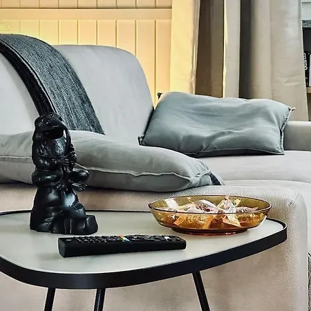 Loft Labo - Cozy Loft Authentic Suburbs Appartement